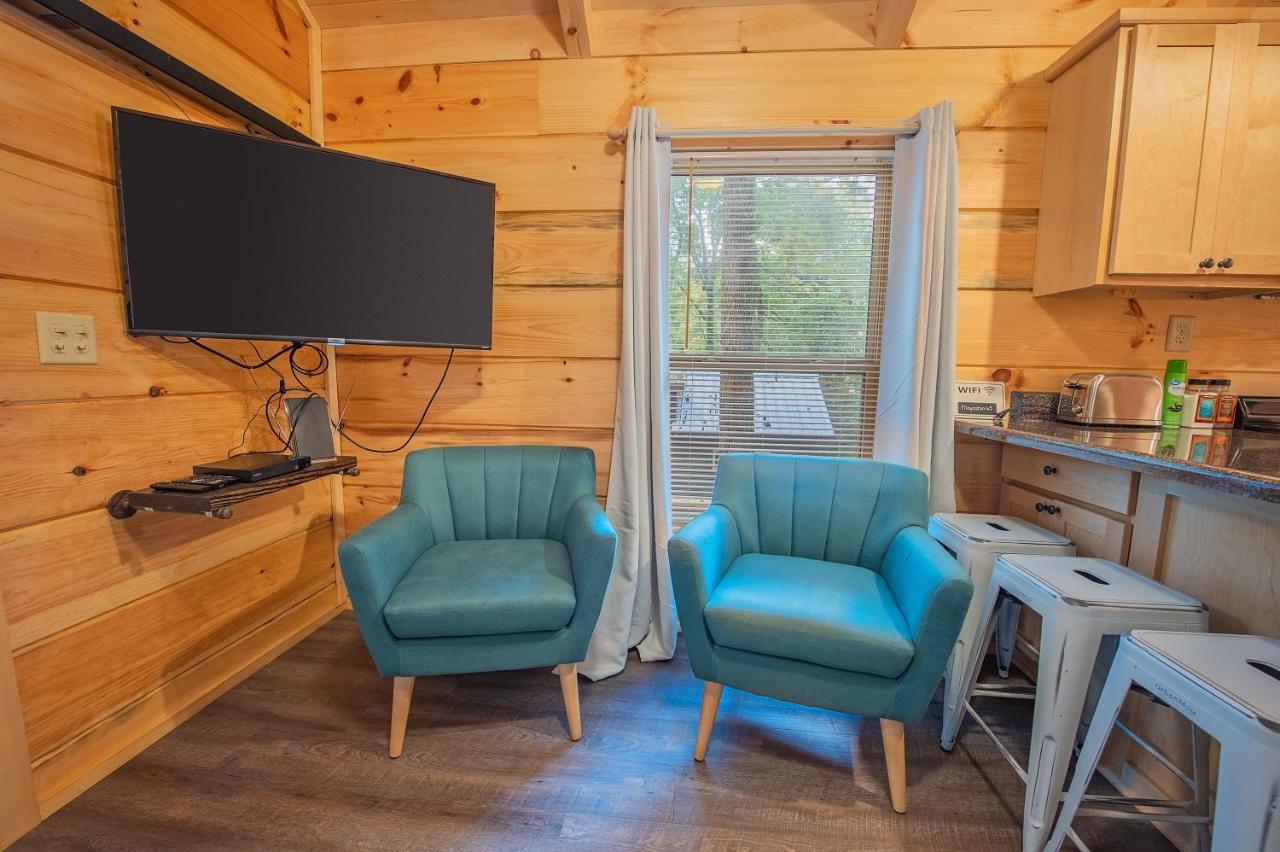 Ernie Cabin Wauhatchie Woodlands Tiny Cabin Chattanooga Exterior photo