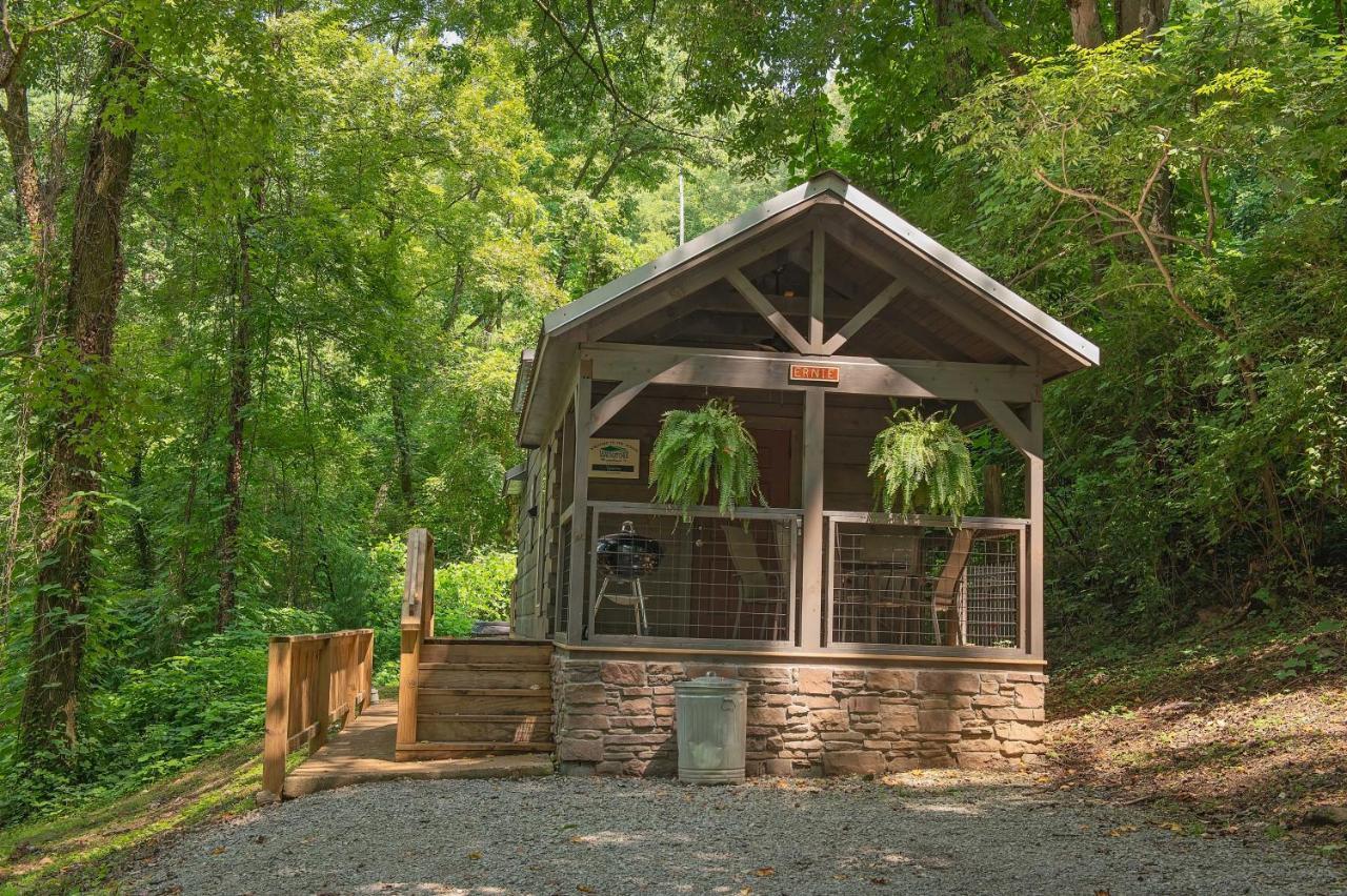 Ernie Cabin Wauhatchie Woodlands Tiny Cabin Chattanooga Exterior photo