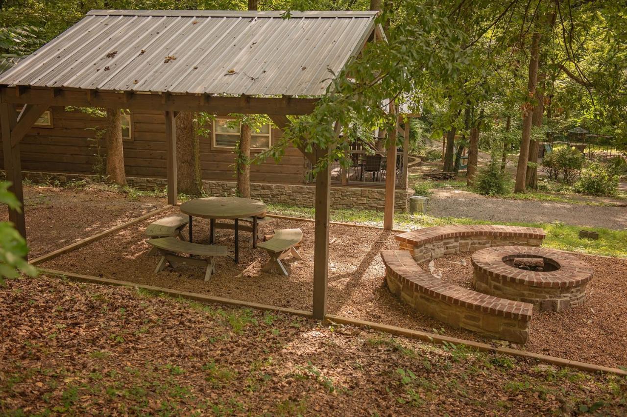 Ernie Cabin Wauhatchie Woodlands Tiny Cabin Chattanooga Exterior photo